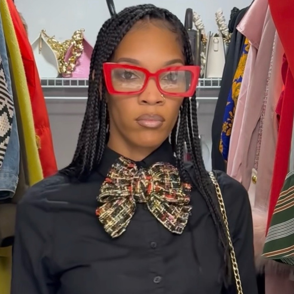 Multicolor Tweed Bow Tie Brooch - Picture 9 of 12